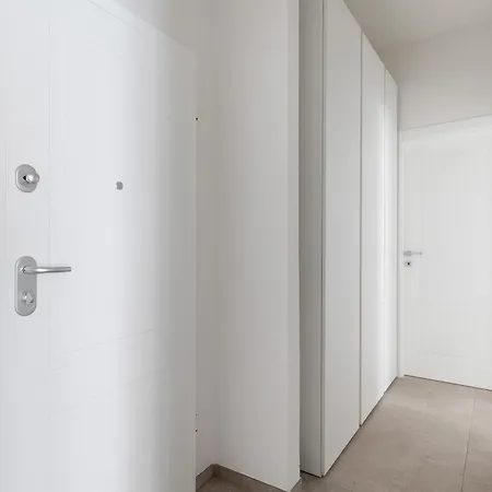 Le Dodici Porte - Porta Zamboni 5 By District דירה
