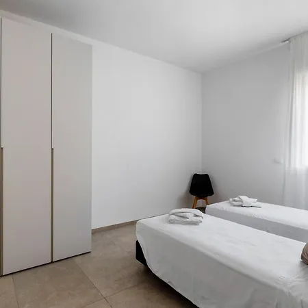 Apartment Le Dodici Porte - Porta Zamboni 5 By District *