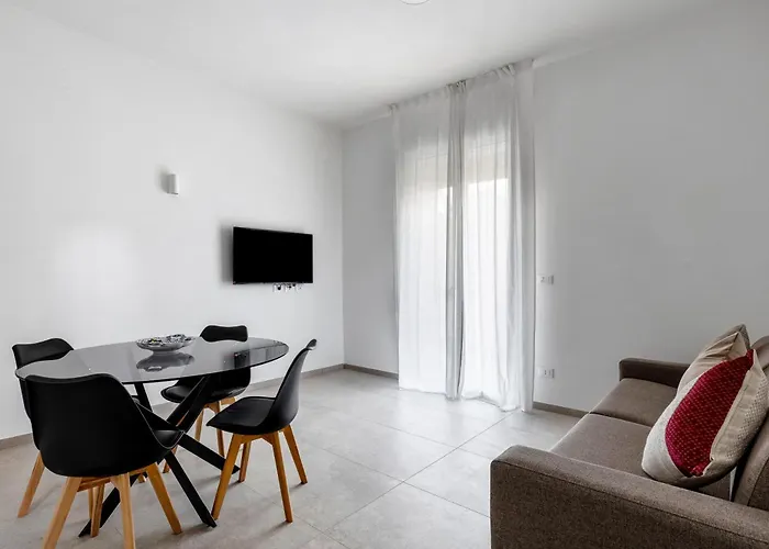 Le Dodici Porte - Porta Zamboni 5 By District